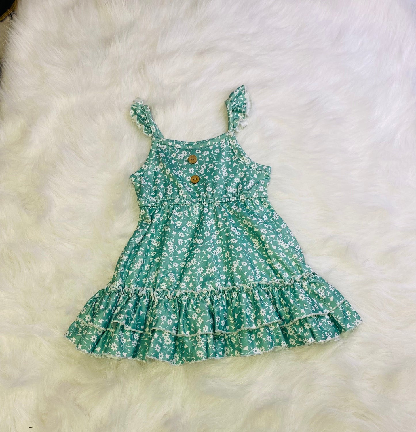 Item 166- Green Daisy