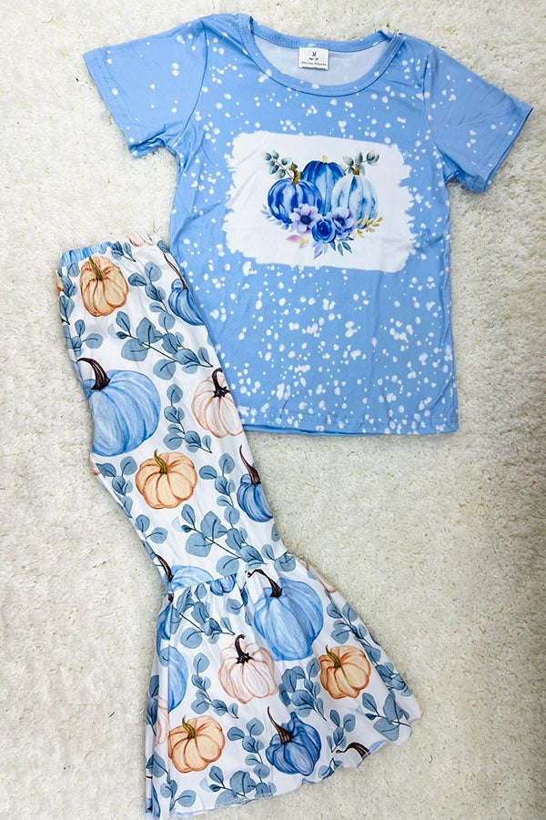 744 Light Blue Pumpkin and Flowers Set