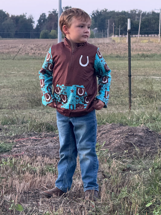 564- Western Horseshoe Pullover