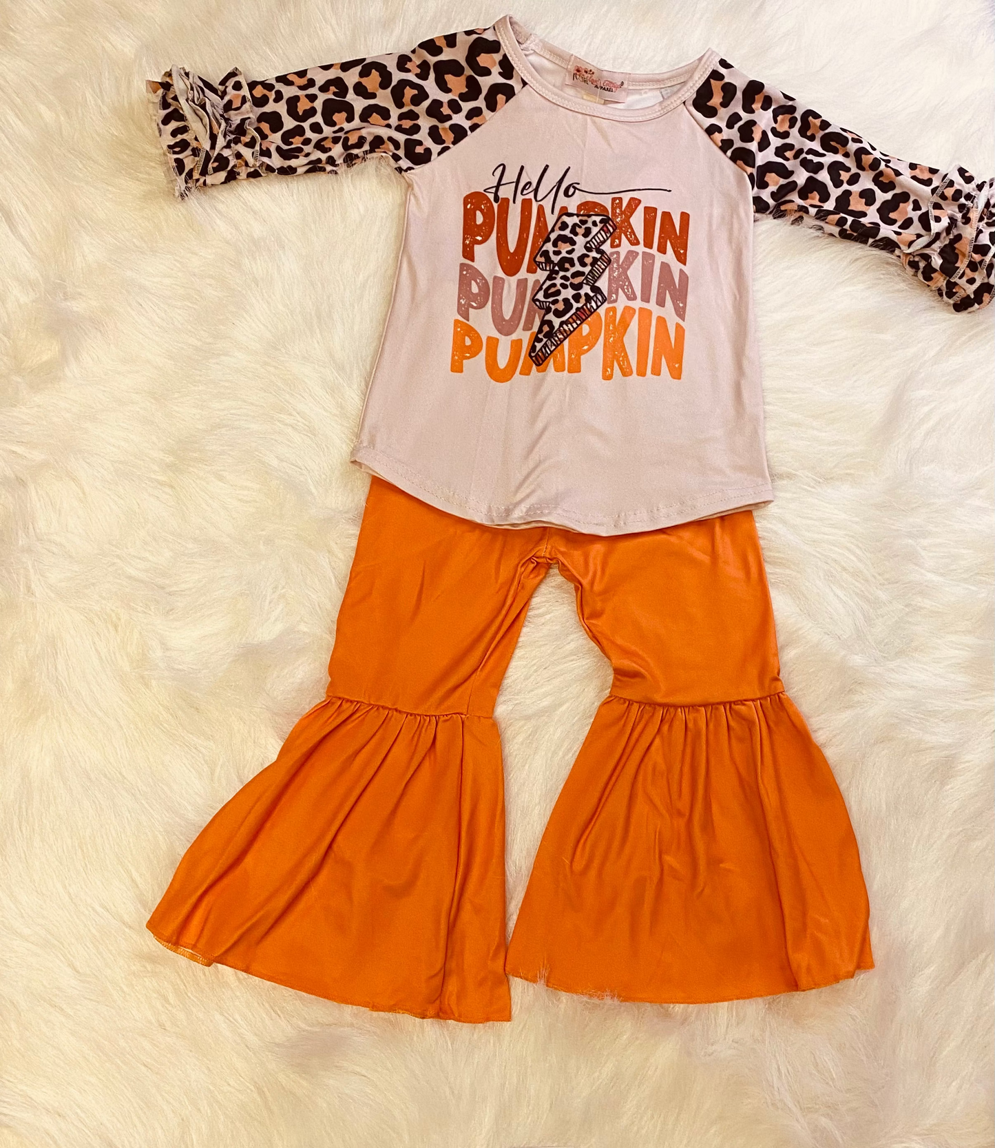 Item 286 "Hello Pumpkin"Bell Set