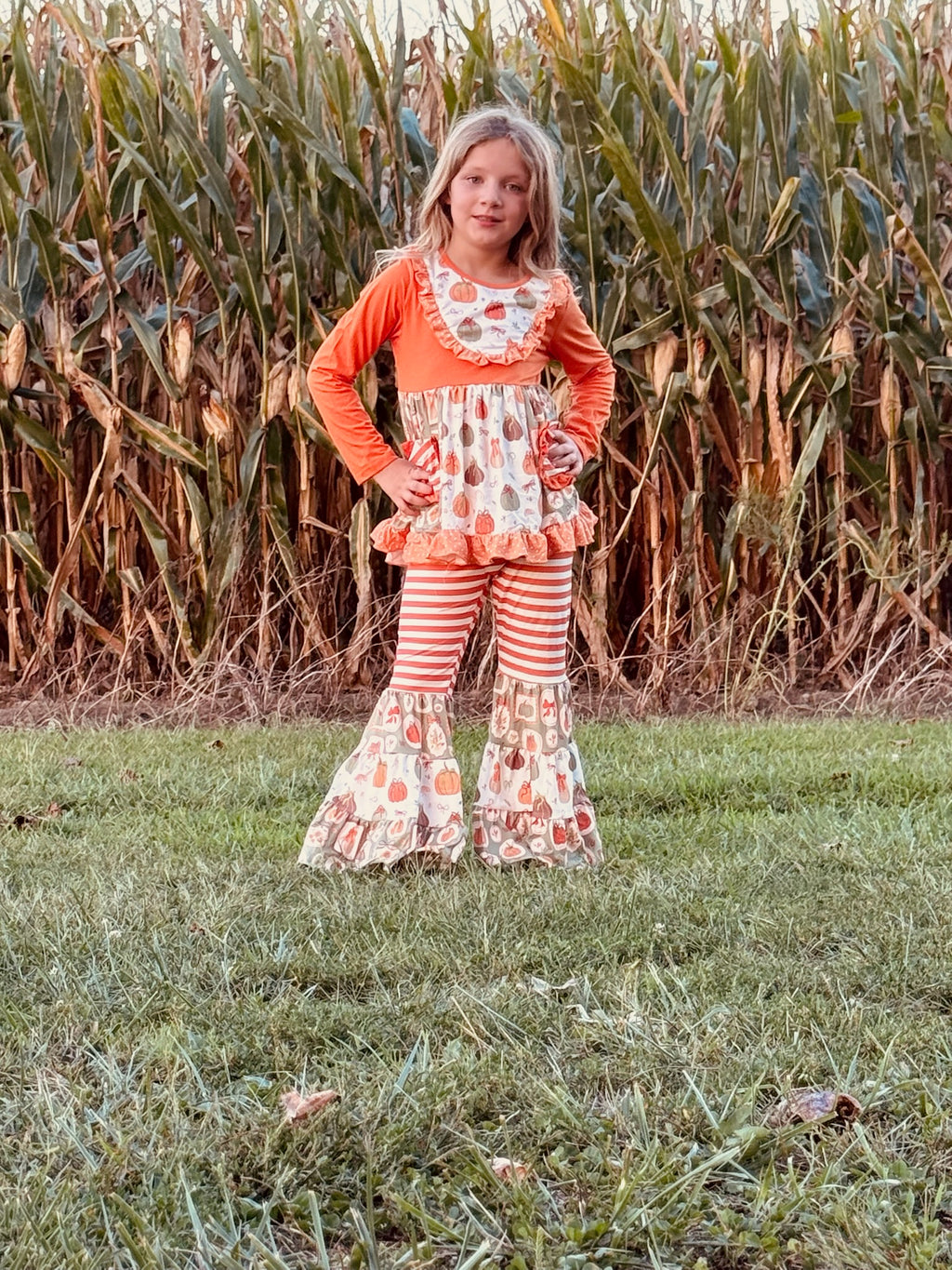880 Orange Printed Pumpkins Bell Set