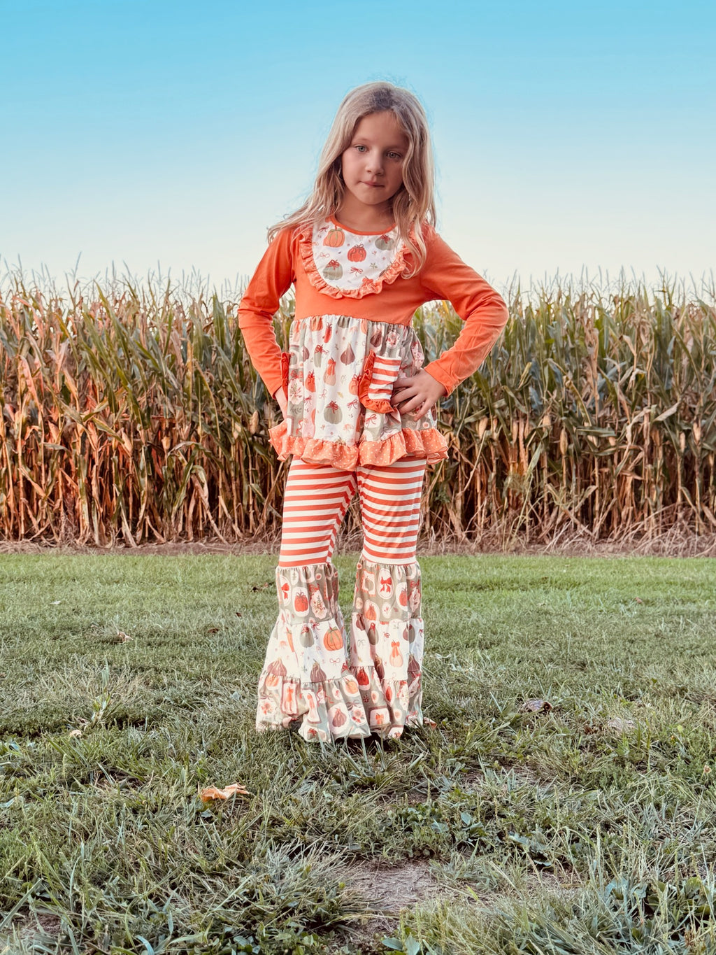 880 Orange Printed Pumpkins Bell Set