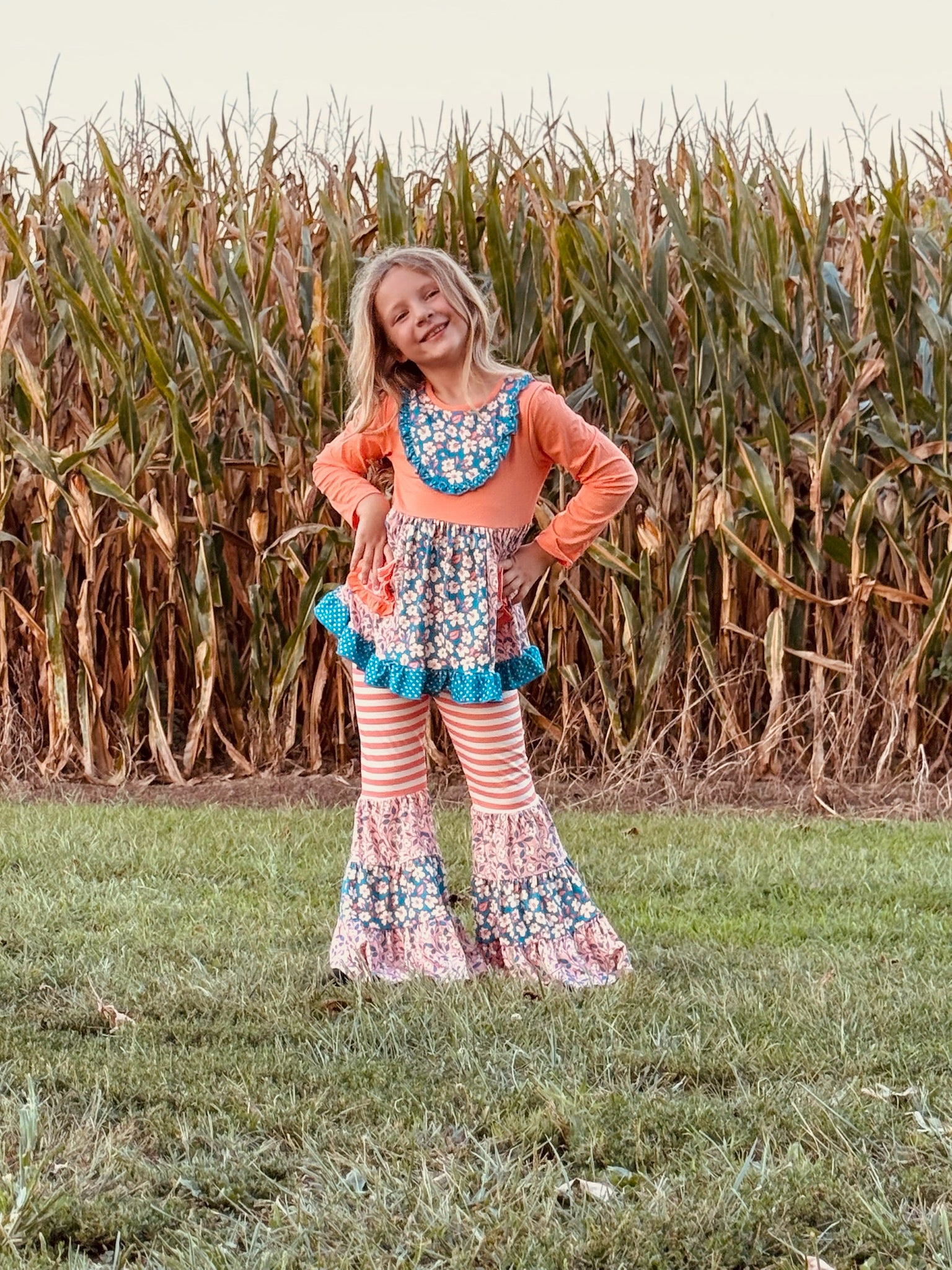 878 Orange Stripe and Floral Bell Set