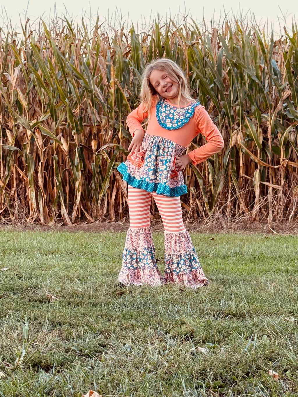 878 Orange Stripe and Floral Bell Set