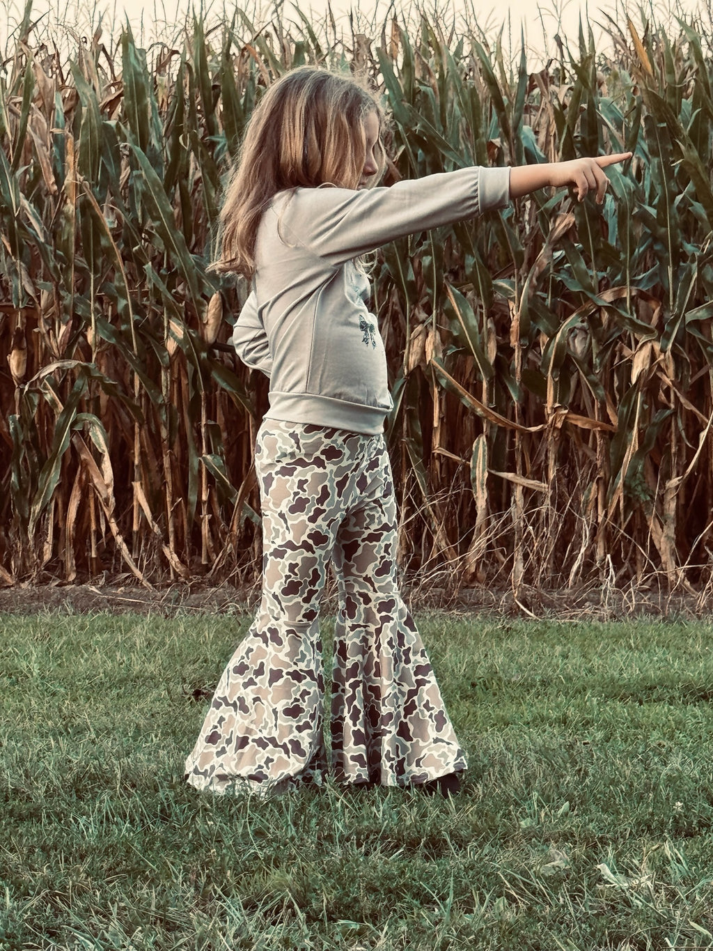 871 Duck and Bows Camo Bell Set