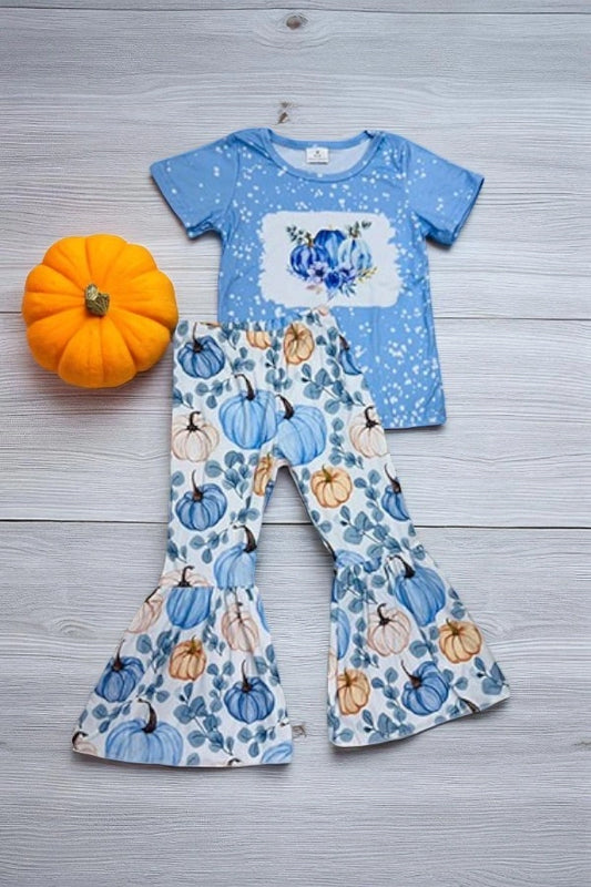 744 Light Blue Pumpkin and Flowers Set