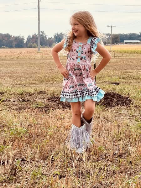 627 Light Pink Farm Dress